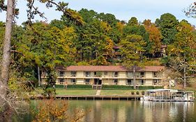 Long Island Lake Resort Hot Springs